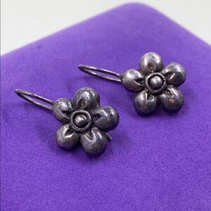 💛 Vintage 925 Silver Tarnished Floral Earrings